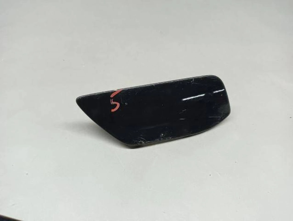 фото №1, M16 права заглушка розпилювача audi a1 8xa lift