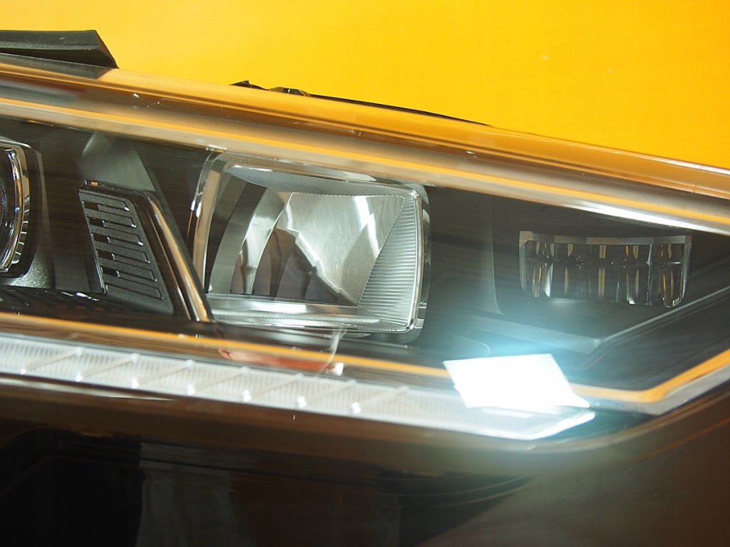 Audi q3 83a фары перед full led комплект америка 83a941033b / 83a941034b Оригинал
