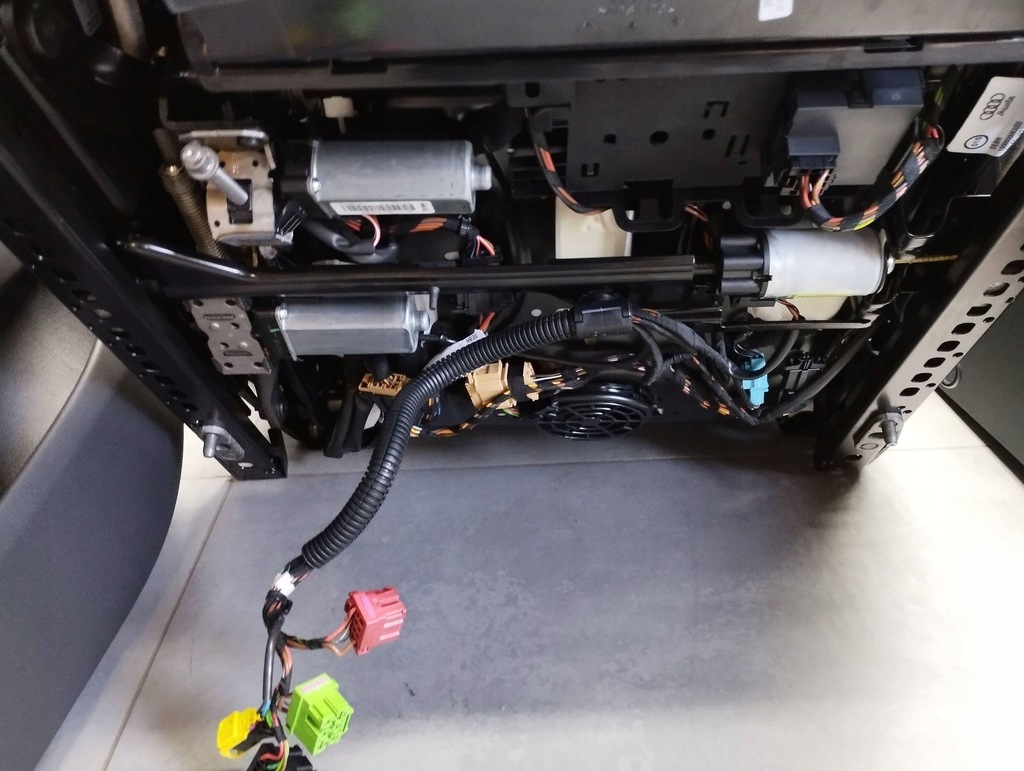 фото №16, Audi a5 8t сидіння обшивки шкіра вентильовані