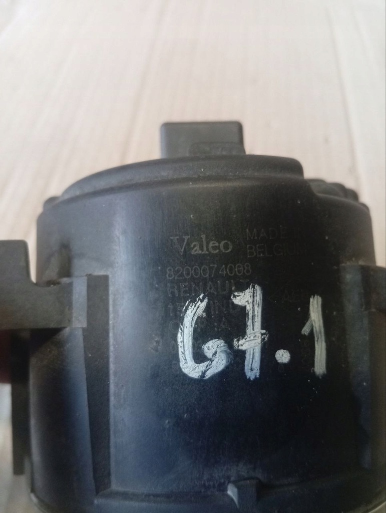 фото №3, Противотуманная фара передний перед renault megane scenic ii 8200074008