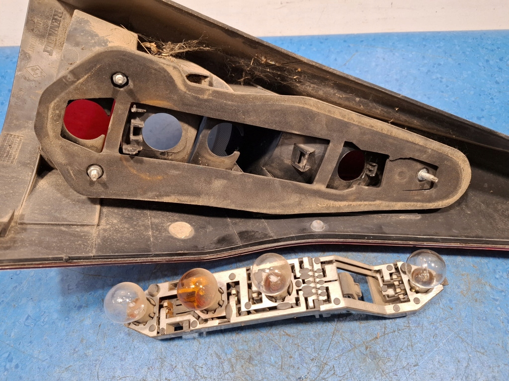 фото №10, Renault megane ii kombi лампа задняя левая наружная