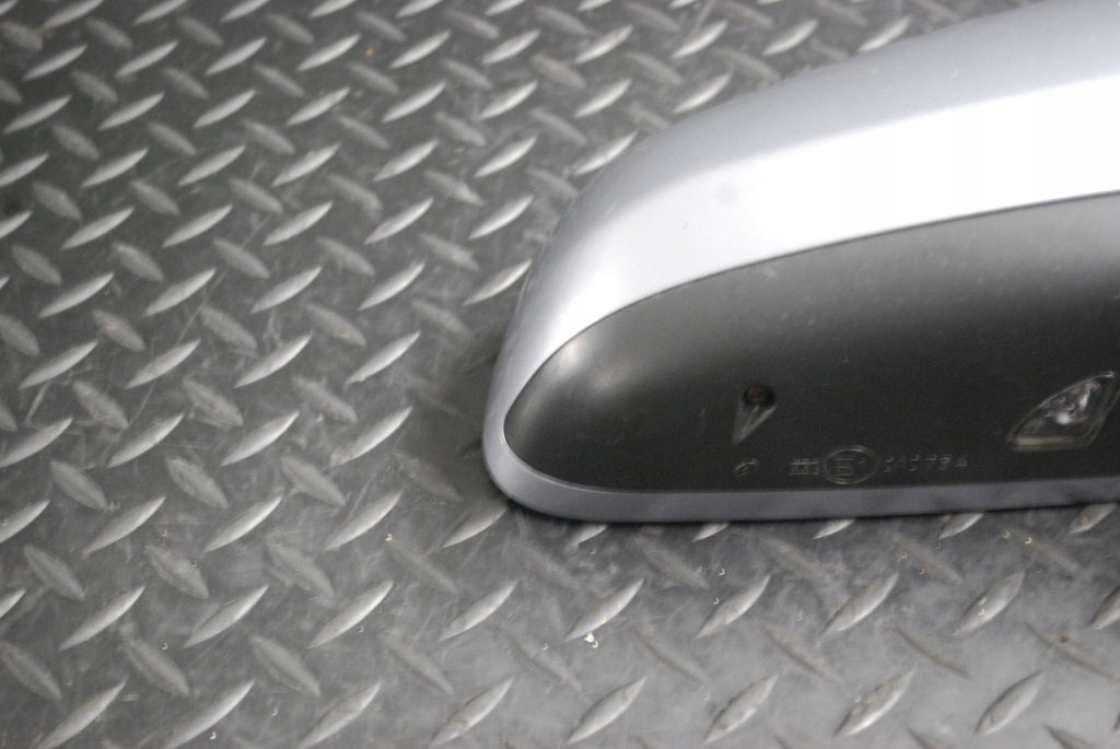 фото №8, Дзеркало праве audi a6 c6 підсвічувані ly7w