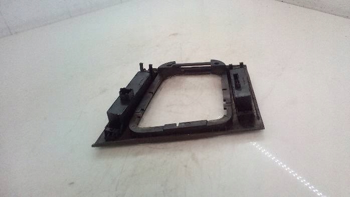 фото №7, Панель скло рамка bmw e46 fl 325xi 6131-8381512