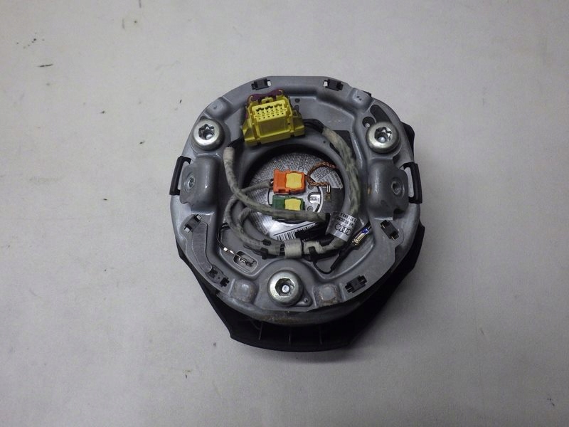 фото №9, Приборная панель консоль подушки безопасности ремни демонтаж натяжители датчик audi a8 d3