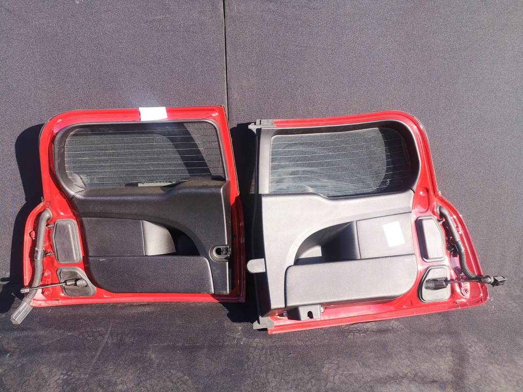 фото №3, Крышка багажника дверь бампер задняя mini clubman f54 цвет b83