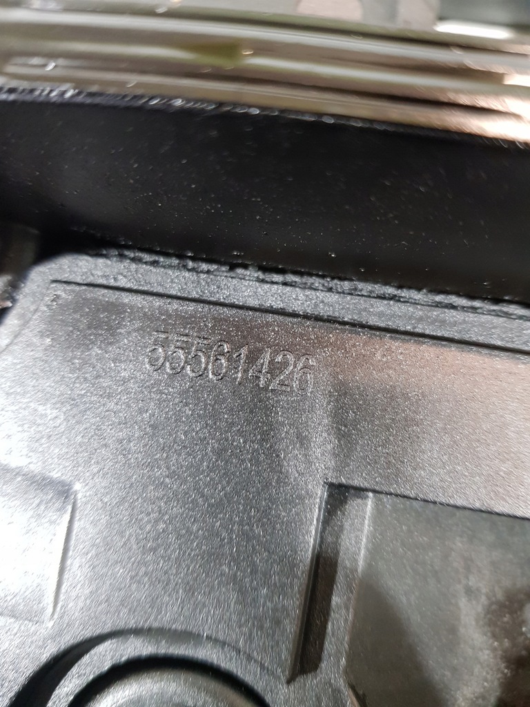 фото №10, Кришка клапанів 55573746 opel astra j mokka 1.4t a14net