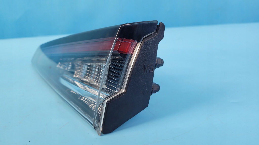 фото №5, Suzuki swace 21r лампа w крышка правый задняя led kombi