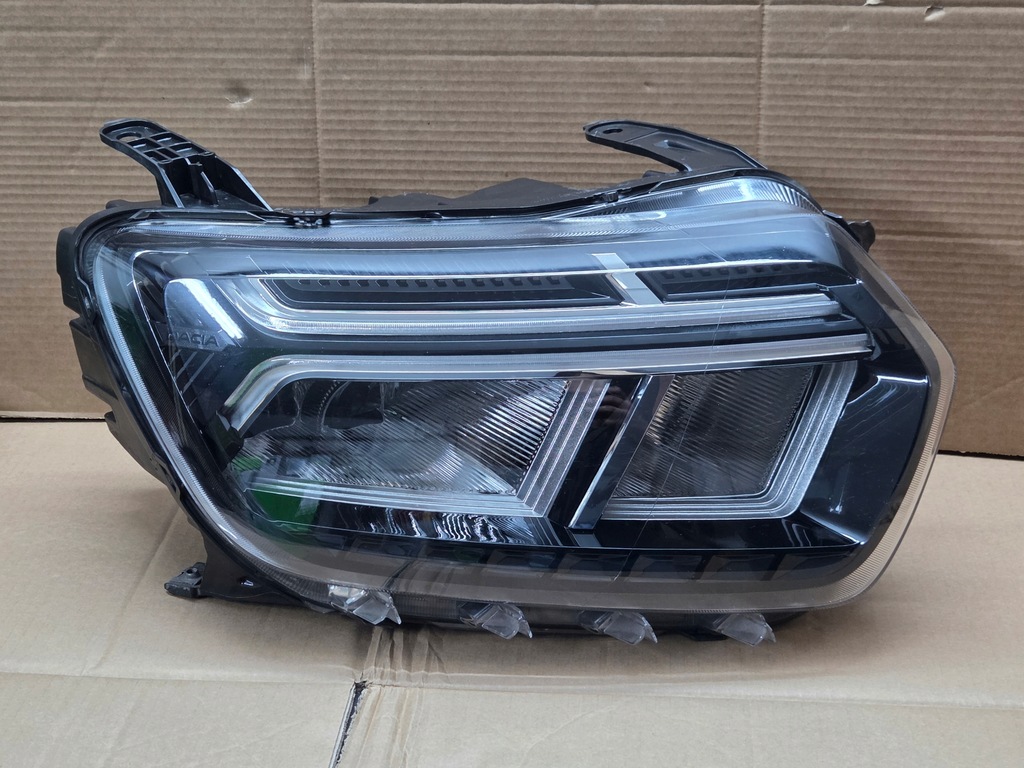 фото №11, Dacia duster 2 ii lift лампа передня права full led 21-24