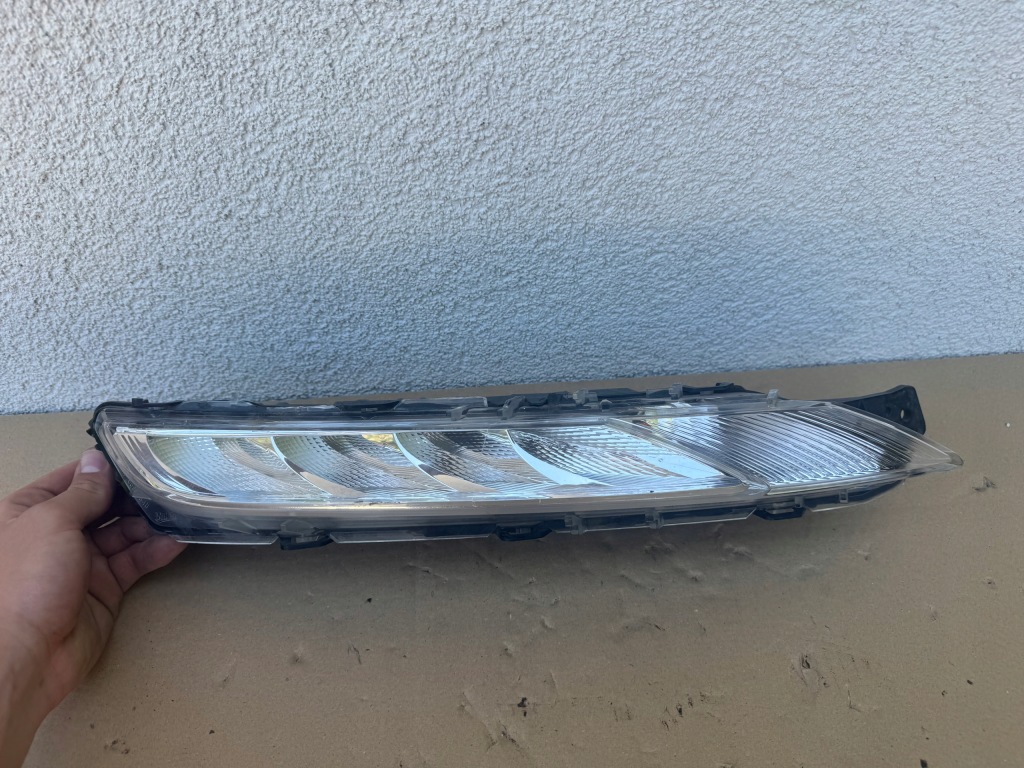 Купити Citroen c4 picasso ii - фара протитуманна фара правий перед передній 9822653680