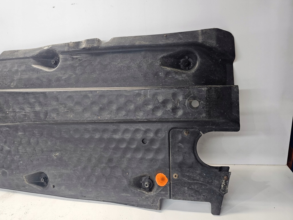 фото №7, Захист підвіска ліва audi a3 8p 1k0825211e