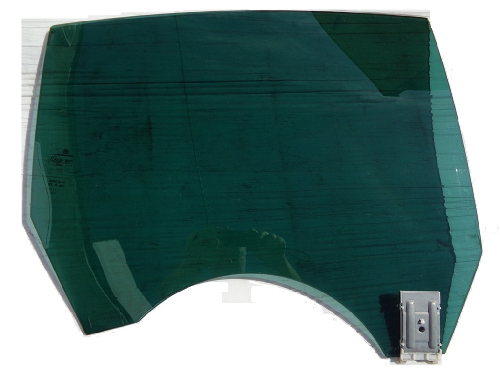 фото №1, Скло двері правий задня vw passat cc 2009rok тонована