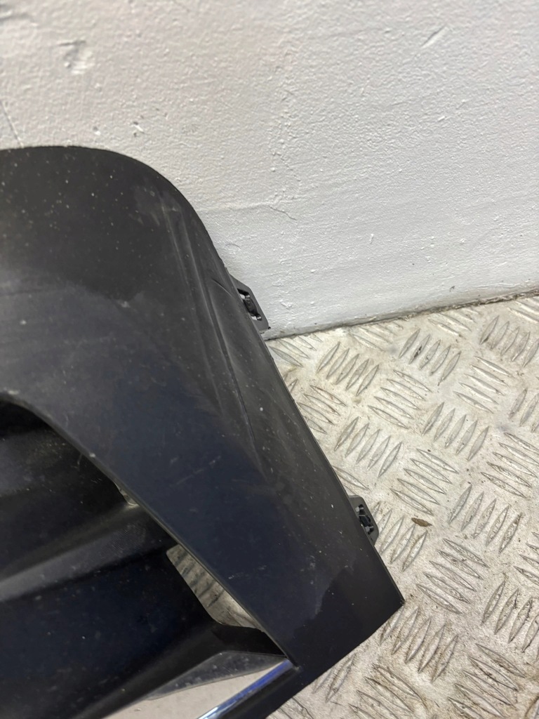 фото №7, Молдинг бампера ліва renault trafic iv 261a39991r