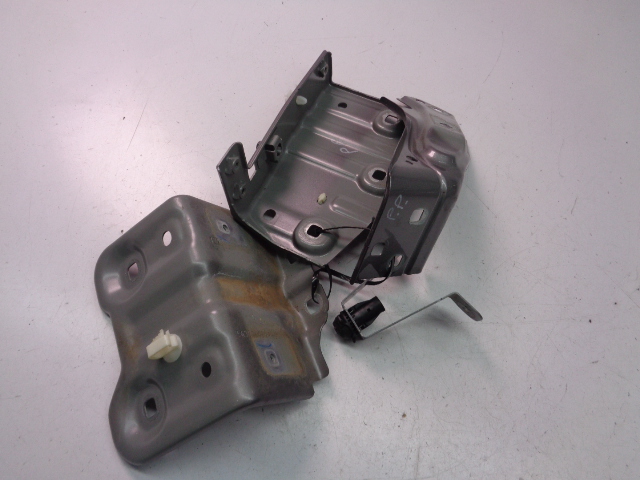 фото №1, Кріплення крила правого renault captur ii 1.6 e-tech 2023 rok tekng