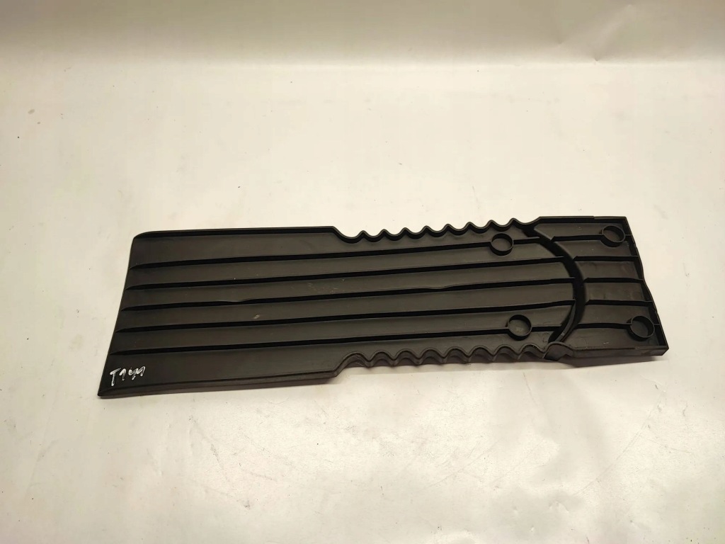 Tesla model x мат do бардачка i111227150130 2017 Цена