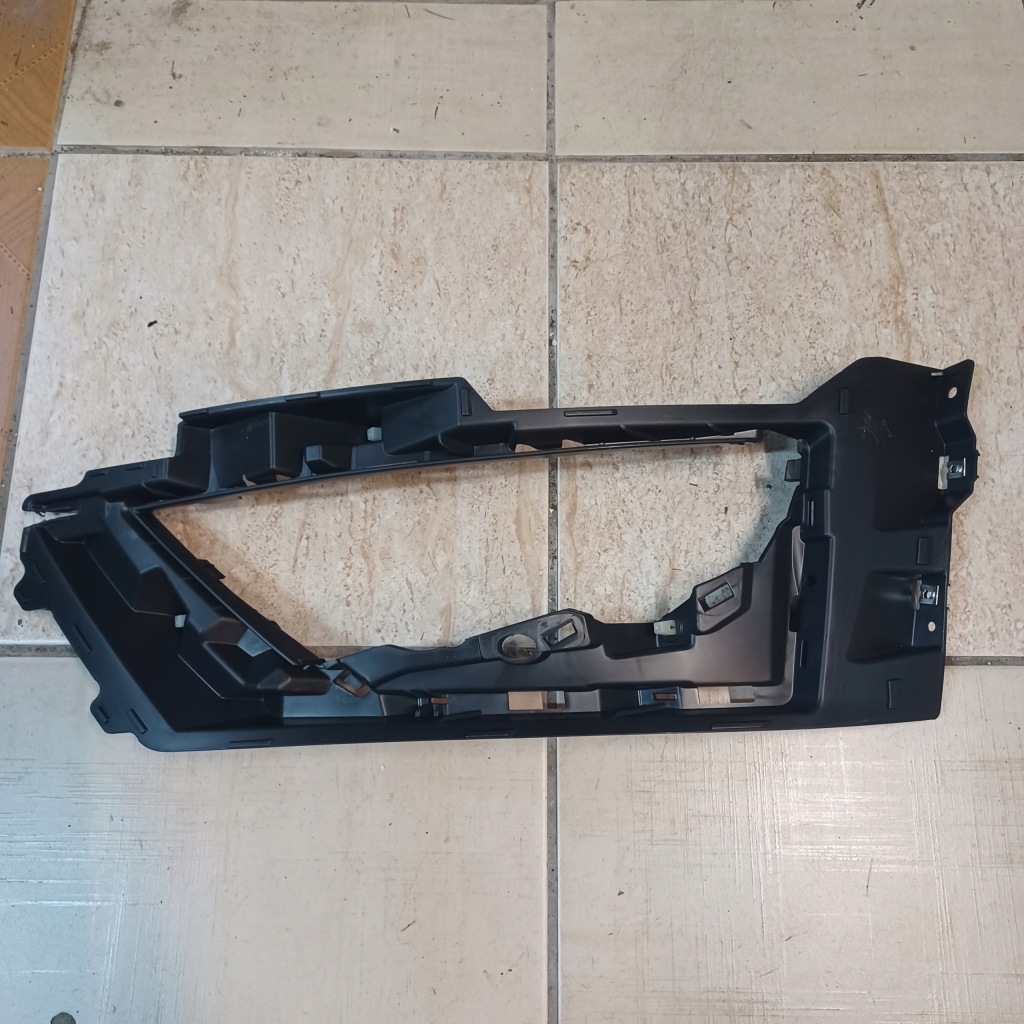 фото №1, Решітка кронштейн протитуманної фари l seat ibiza iv оригінал