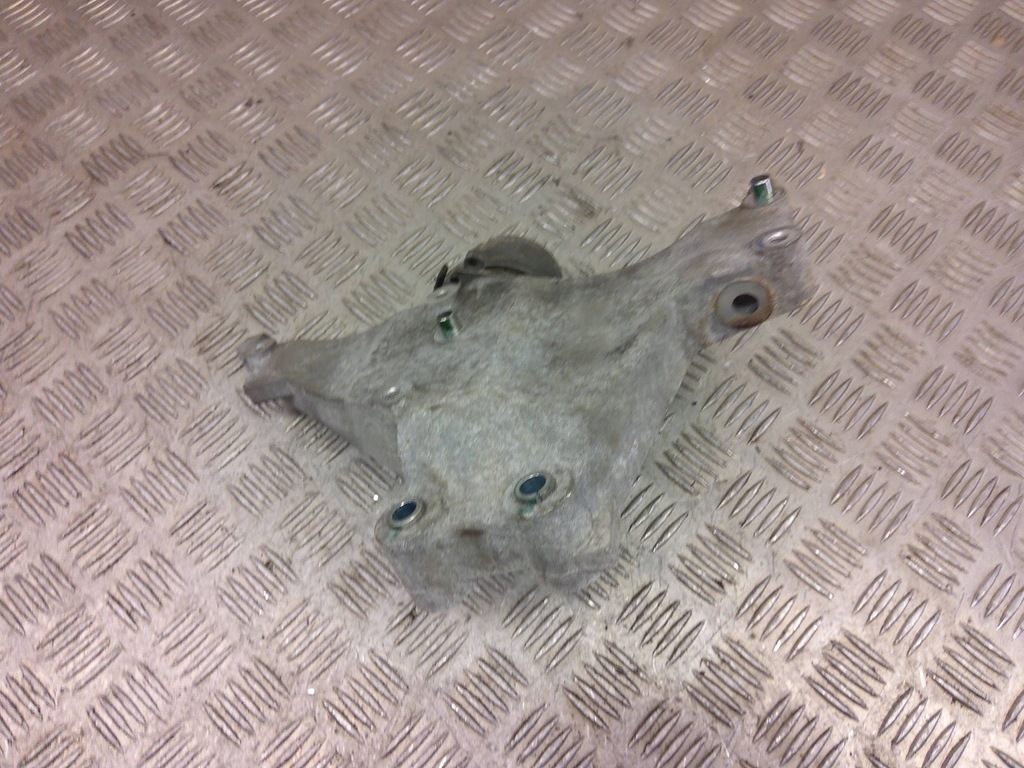 фото №8, Jeep renegade 2016 натяжитель ремень генератора