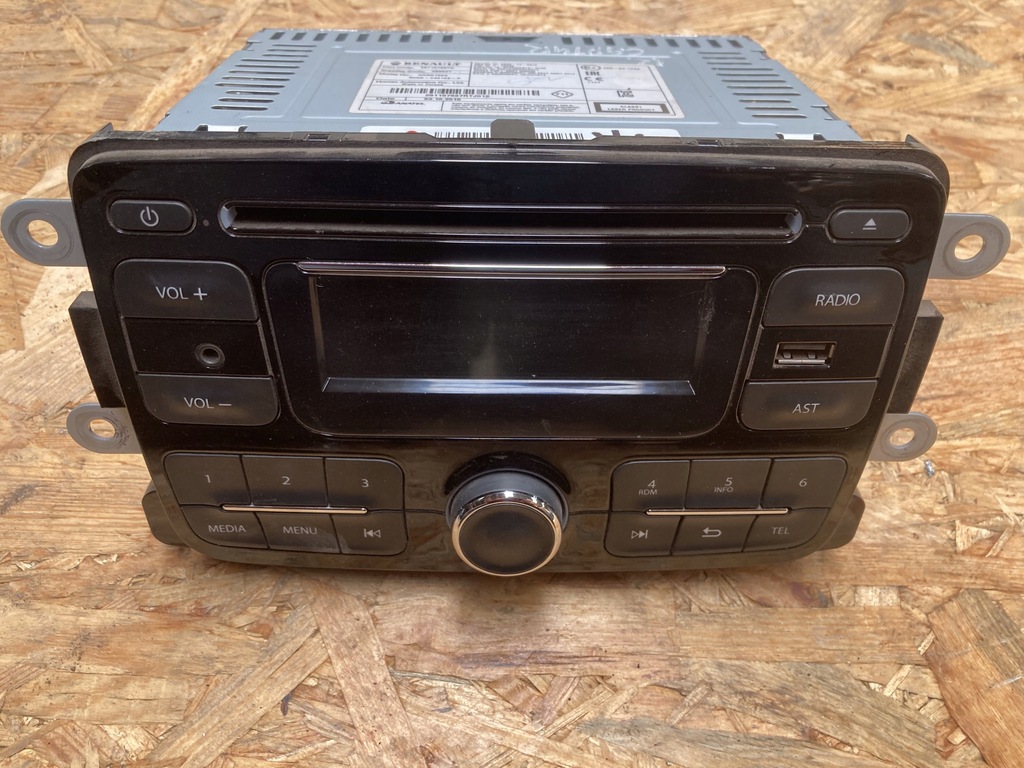 фото №1, Радио заводской renault captur i 281157887r