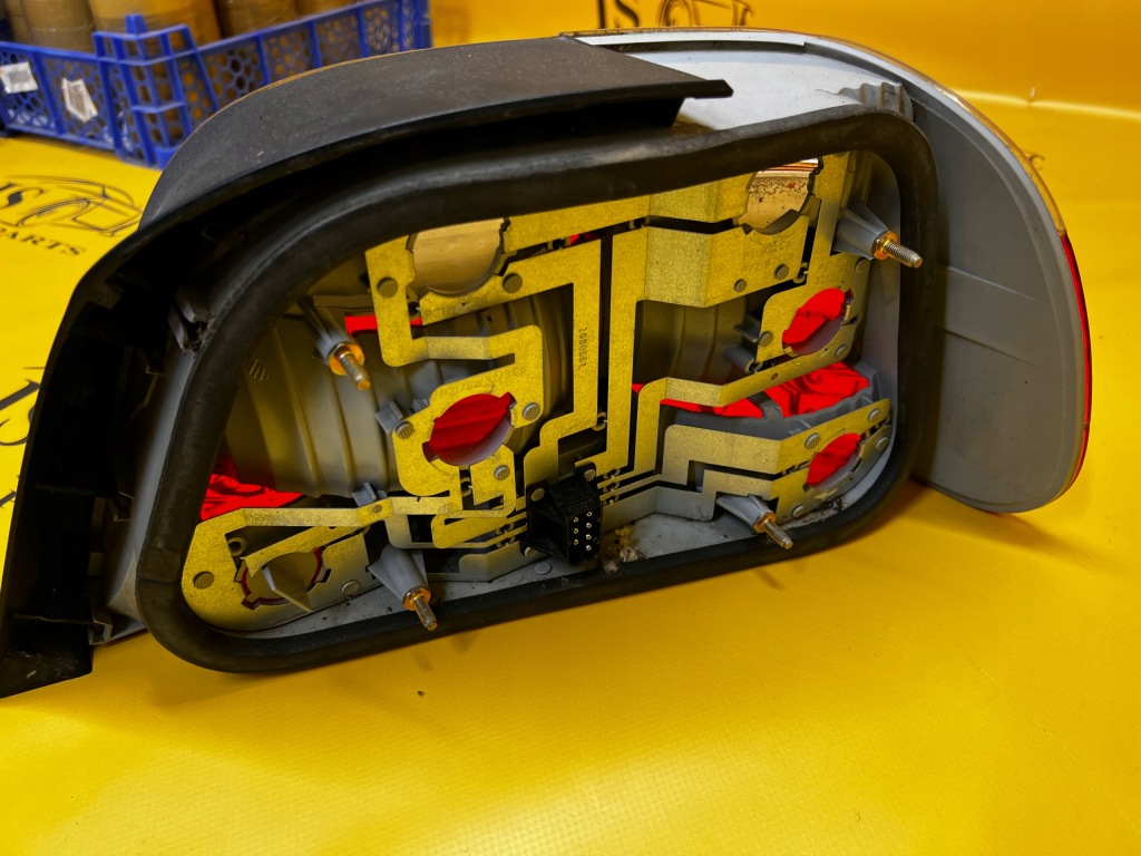 фото №9, Лампа задняя задняя левый левая bmw 7 e38 lift