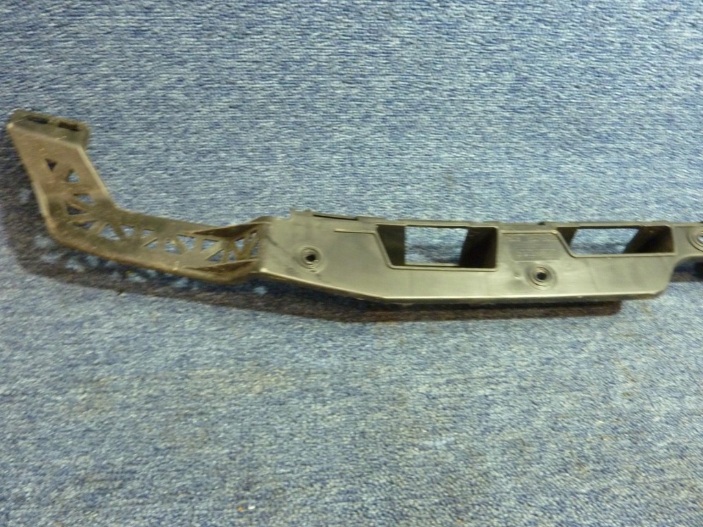 фото №10, Напрямна бампера fiat tipo 5d 2015- задній середній