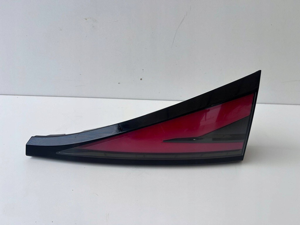 фото №1, Kia sportage v лампа левая задняя 92403r2000 оригинал