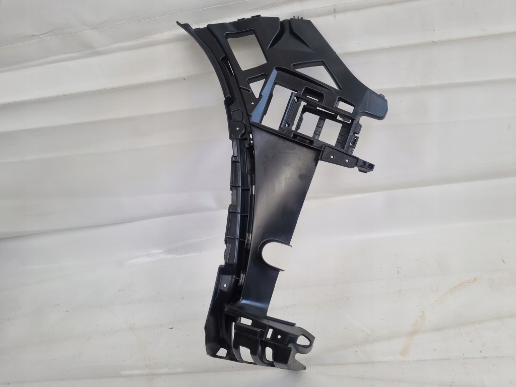 фото №1, Mercedes gle amg a1678855403 правое кронштейн бампера