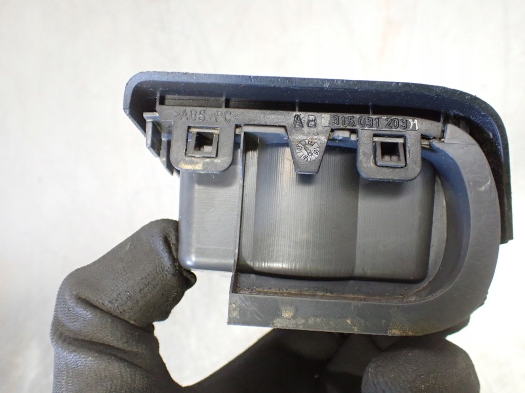 фото №8, Бардачок opel vectra c 2.2