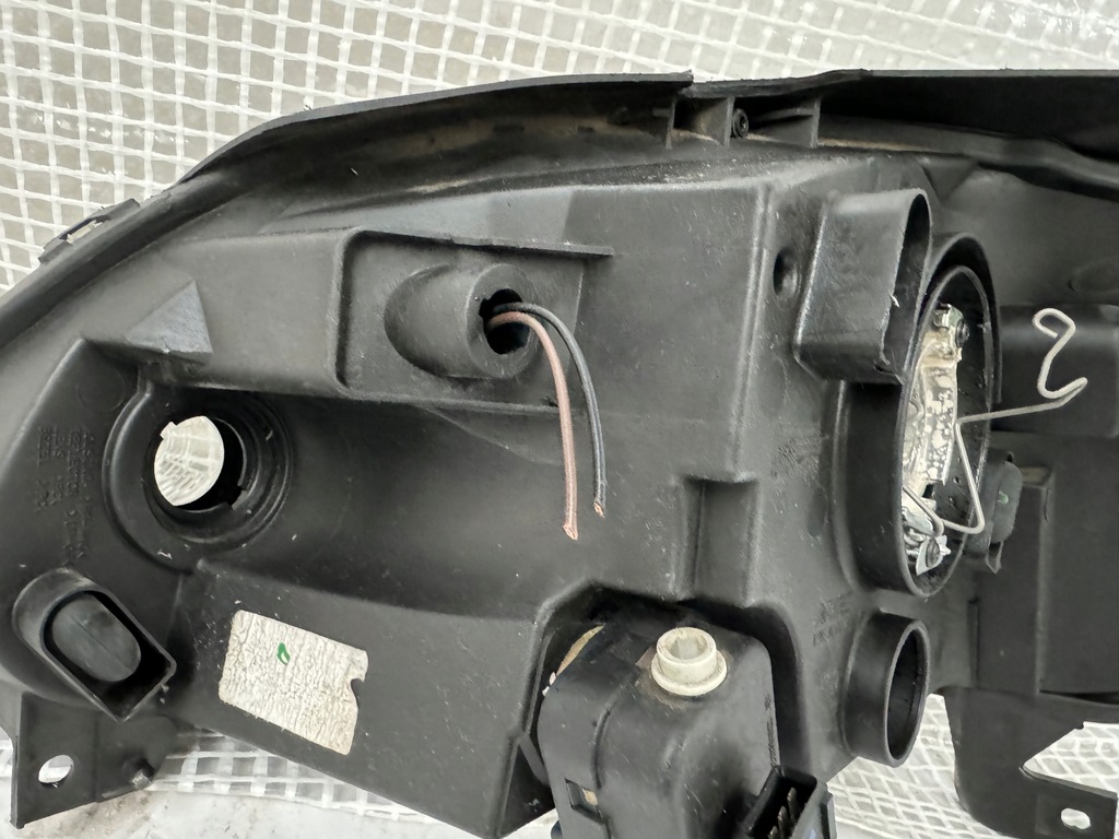 фото №5, Vw fox права лампа передня