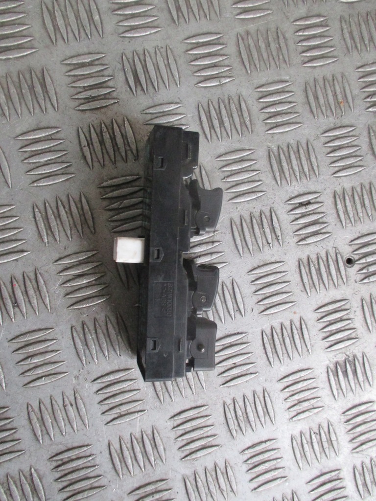 фото №5, Панель окон kia magentis 2.4 b 03-05r 621w10030