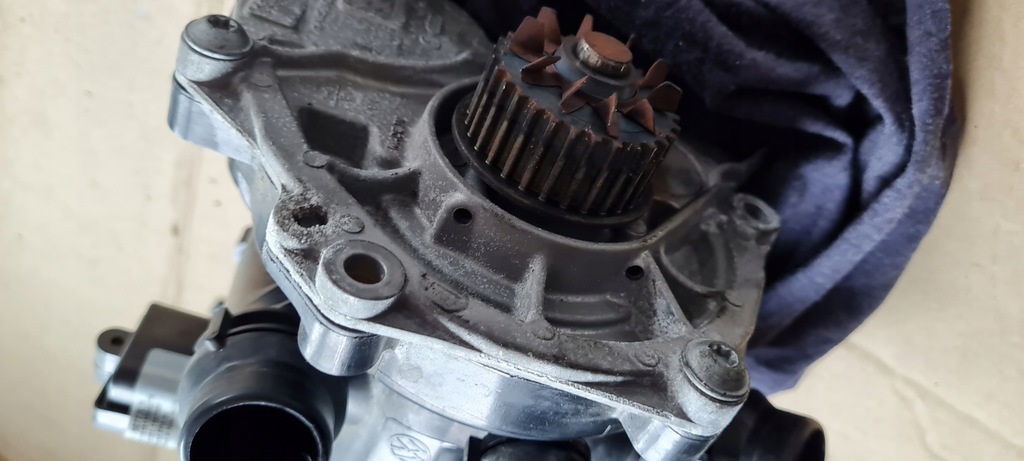 фото №5, S3 8v sedan a3 помпа насос wody 2.0 tfsi 06l121111p golf vii vw