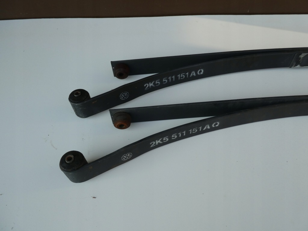 Ресори підвіска задня щітка 2k5511151aq caddy iii в Україні