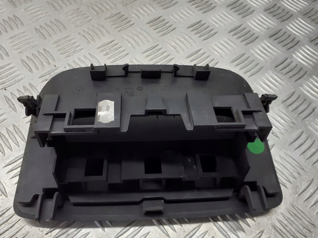 фото №3, Рамка дисплея renault laguna ii 8200285177