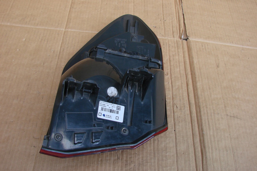 фото №11, Лампа задняя правая угловая bmw 2 f45 eu