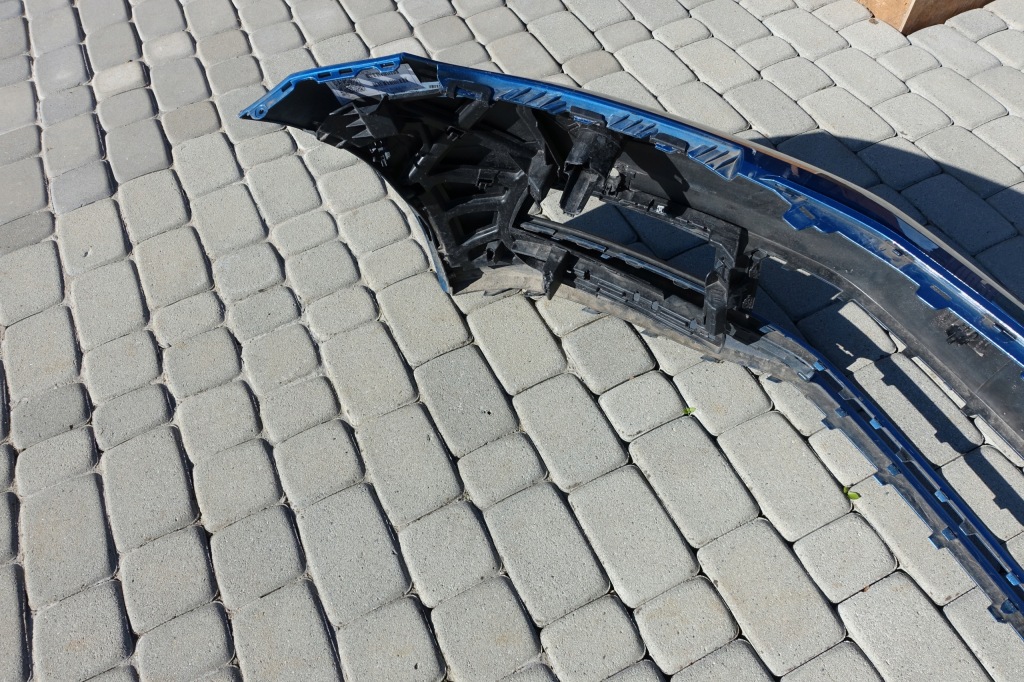 фото №9, Vw touran 5ta бампер передний омыватель 6xpdc ld5j