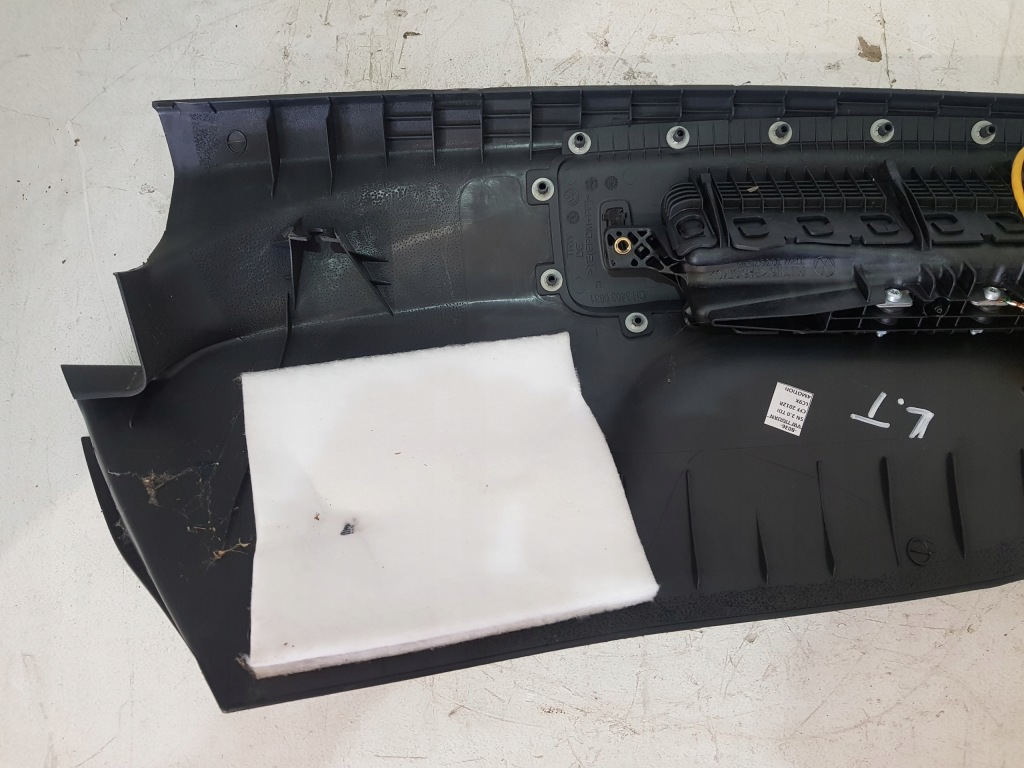 фото №10, Накладка подушка безпеки лівий задня 5n0867765d vw tiguan 5n 12r eur