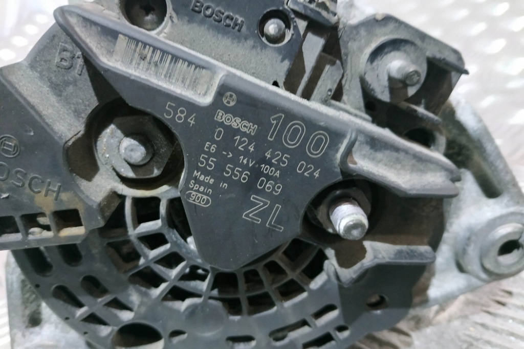 Генератор opel astra h l48 55556069 1.4l бензиновый 66kw 2008 с Разборки