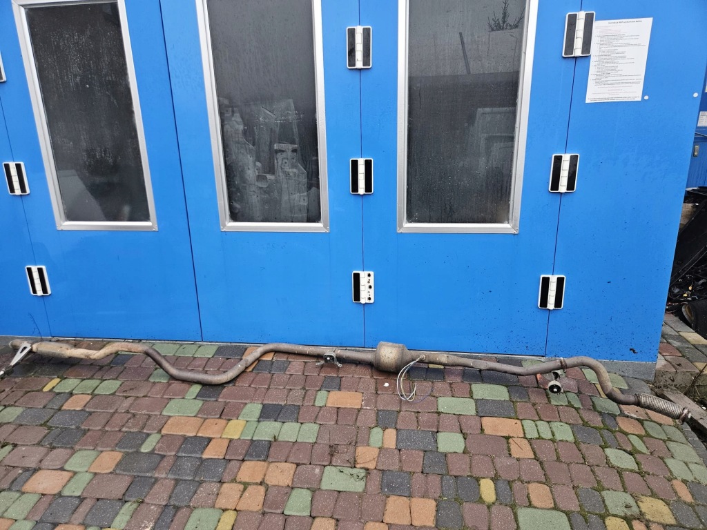 Вихлоп гасник каталізатор peugeot partner iv combo e berlingo 1.5 hdi в Україні