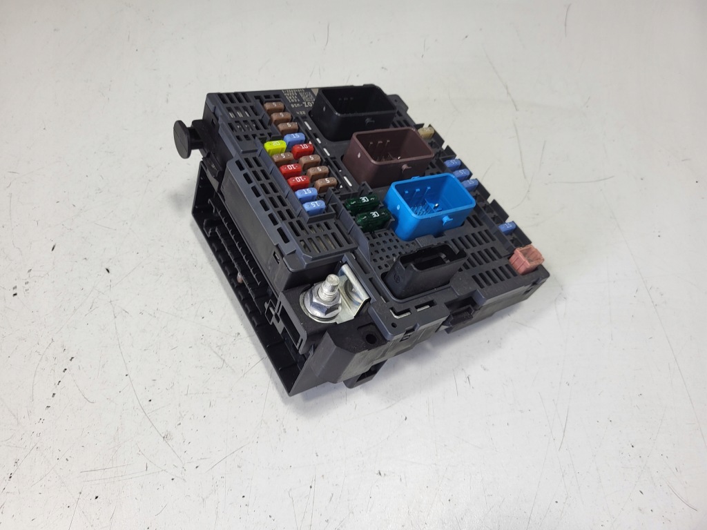 Коробка предохранителей bsm модуль bsm-z01-01 peugeot 308 2 t9 9807091580 Киев