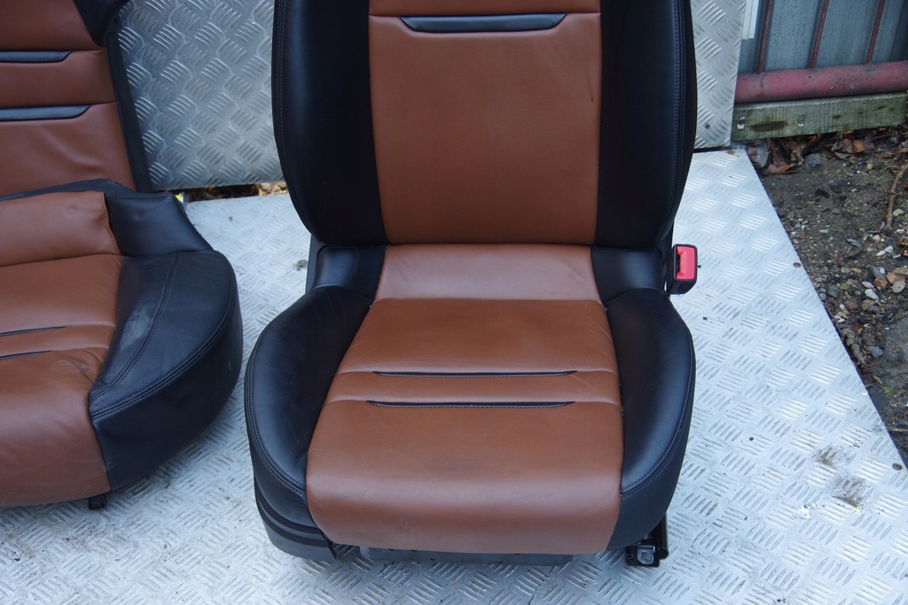 фото №11, Сидіння сидіння заднє сидіння обшивки двері салон porsche panamera 971