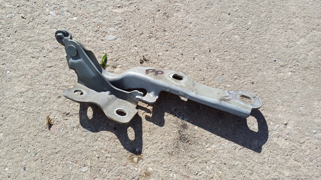 фото №1, Chevrolet cruze петля капот правый