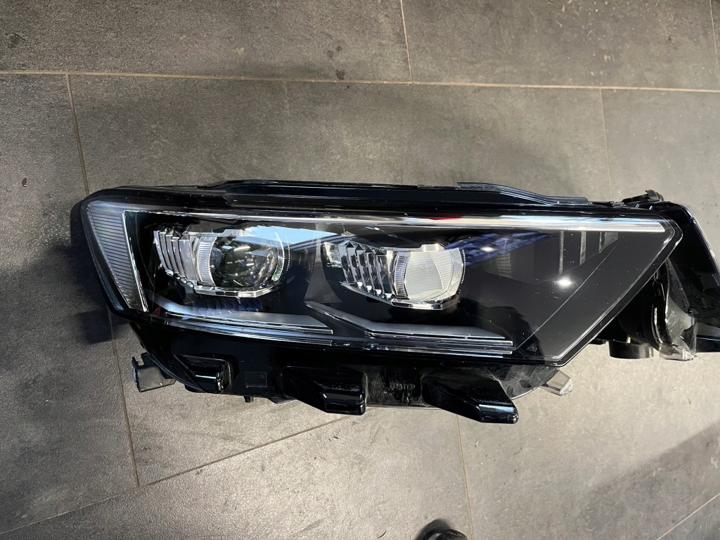 фото №2, Лампа левая правая vw troc t-roc full led