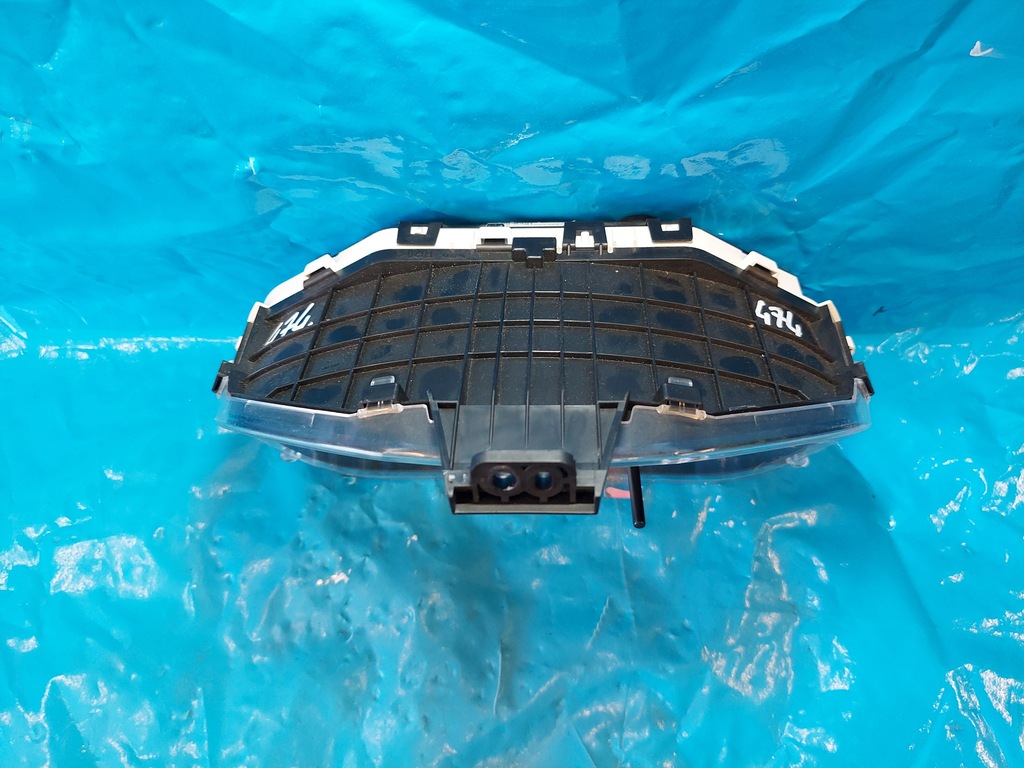 фото №2, Лічильник приладова панель space star 2013 r 8100b321