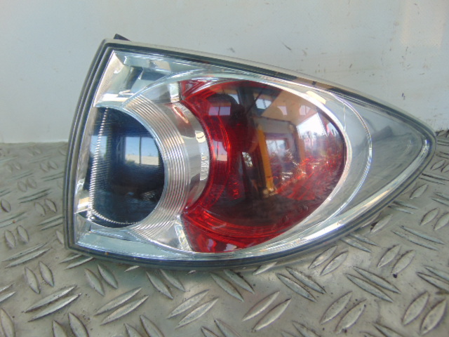 фото №1, Mazda 6 лампа задня права w крила