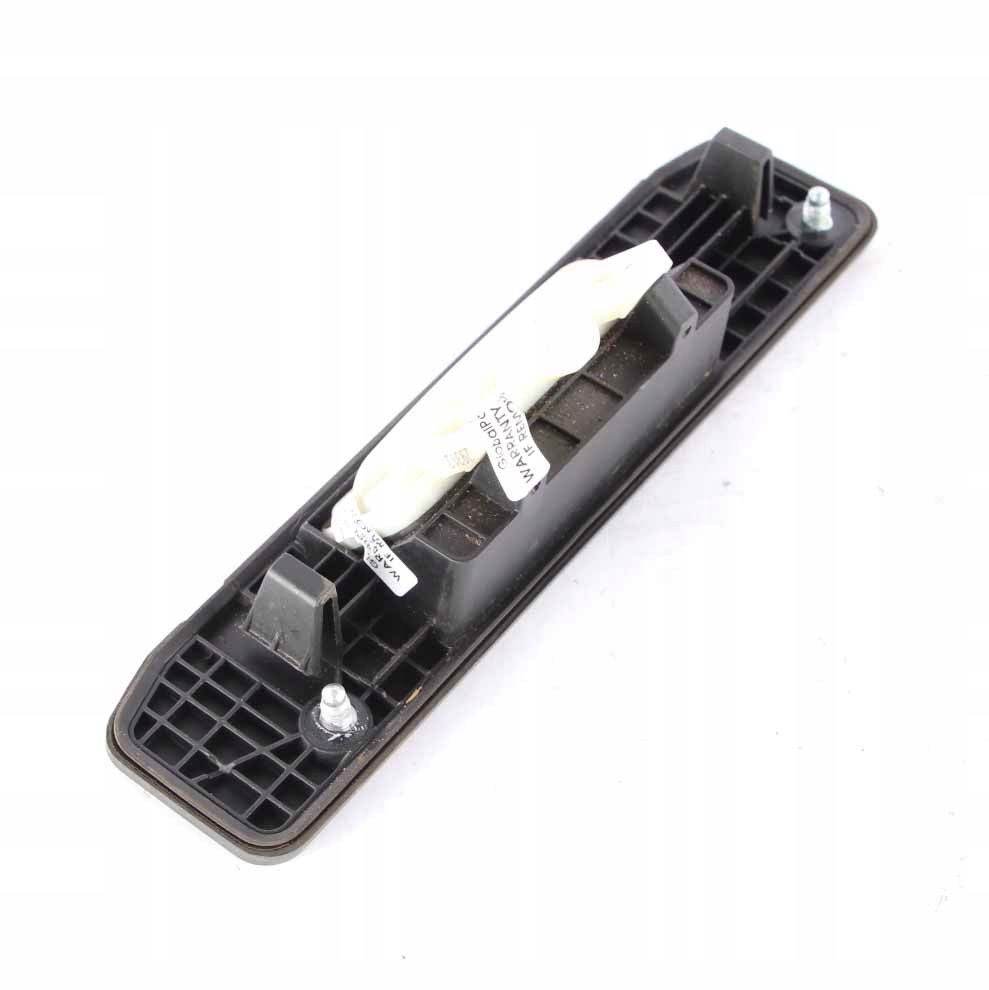 фото №11, Mercedes w176 ручка микровыключатель крышки багажника задняя a1667500493