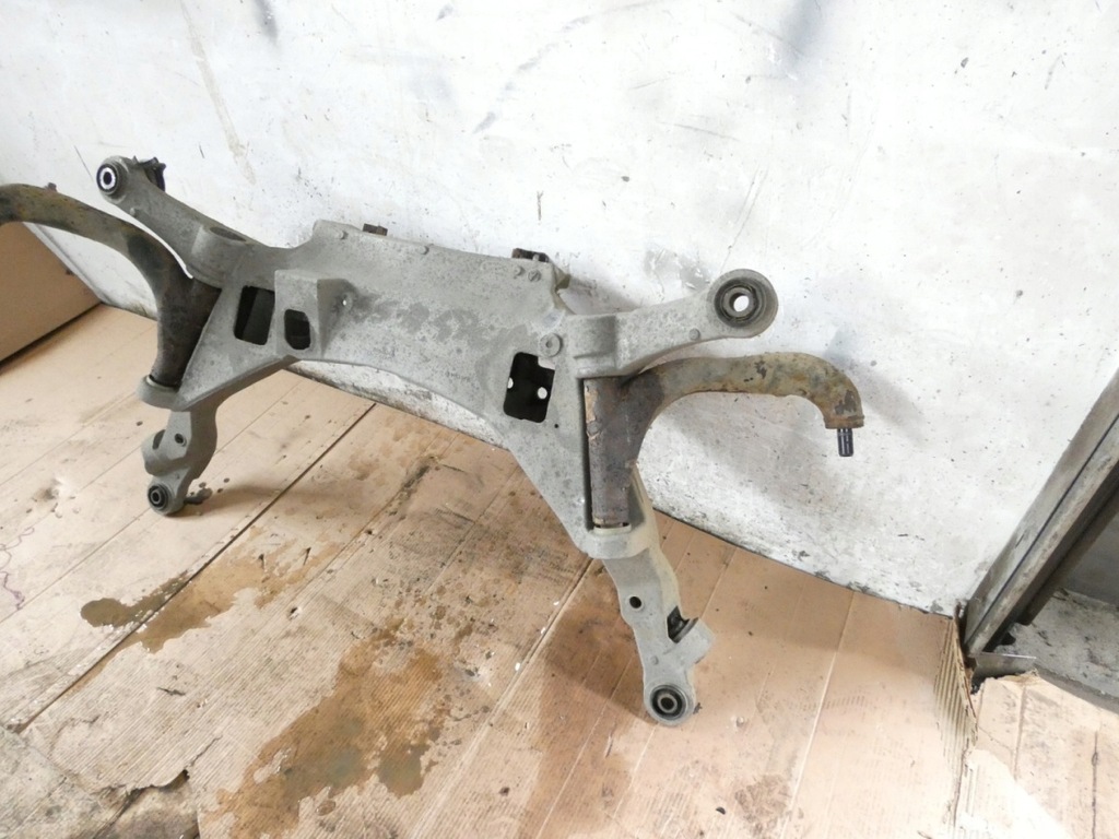 фото №7, Подрамник подрамник балка подвеска задняя volvo s60 i 2.4 d5 00-04