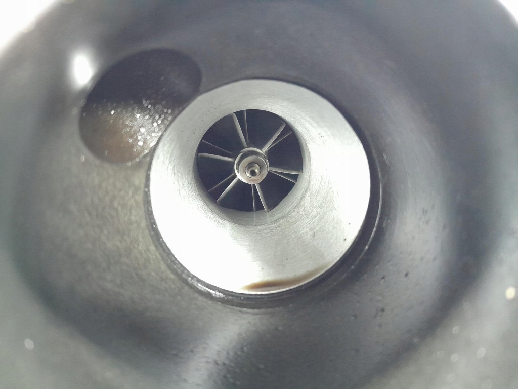 Volvo v50 рестайлінг  1.6d 115 km d4162t турбонагнітач 9686120680 в Україні