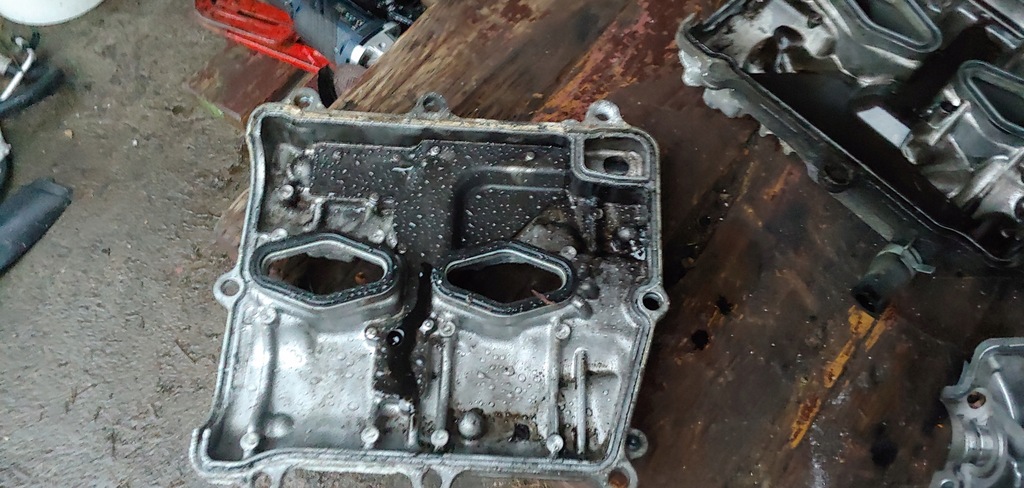 фото №6, Кришка клапанів ліва права subaru xv 2.0d 2015 rok