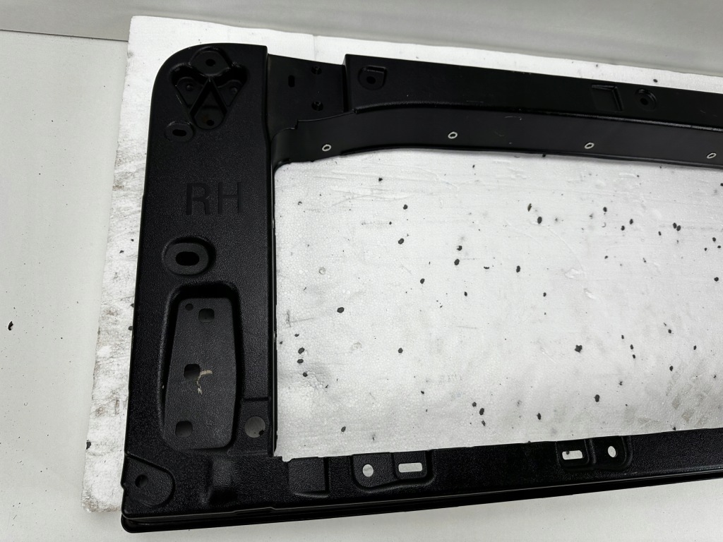 Tesla model x 15- дверь каркас рама правая задняя Цена