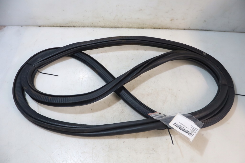 фото №2, Прокладка дверь левая задняя skoda scala