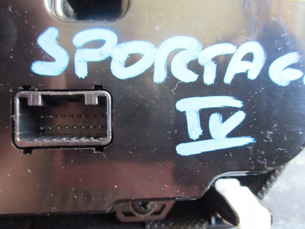 фото №6, Панель кондиционера kia sportage iv 97250-f1400ak5