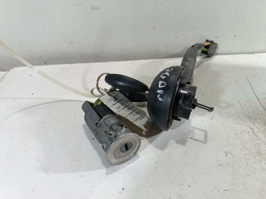 фото №1, Замок запалювання ключ dacia logan 1.5 dci